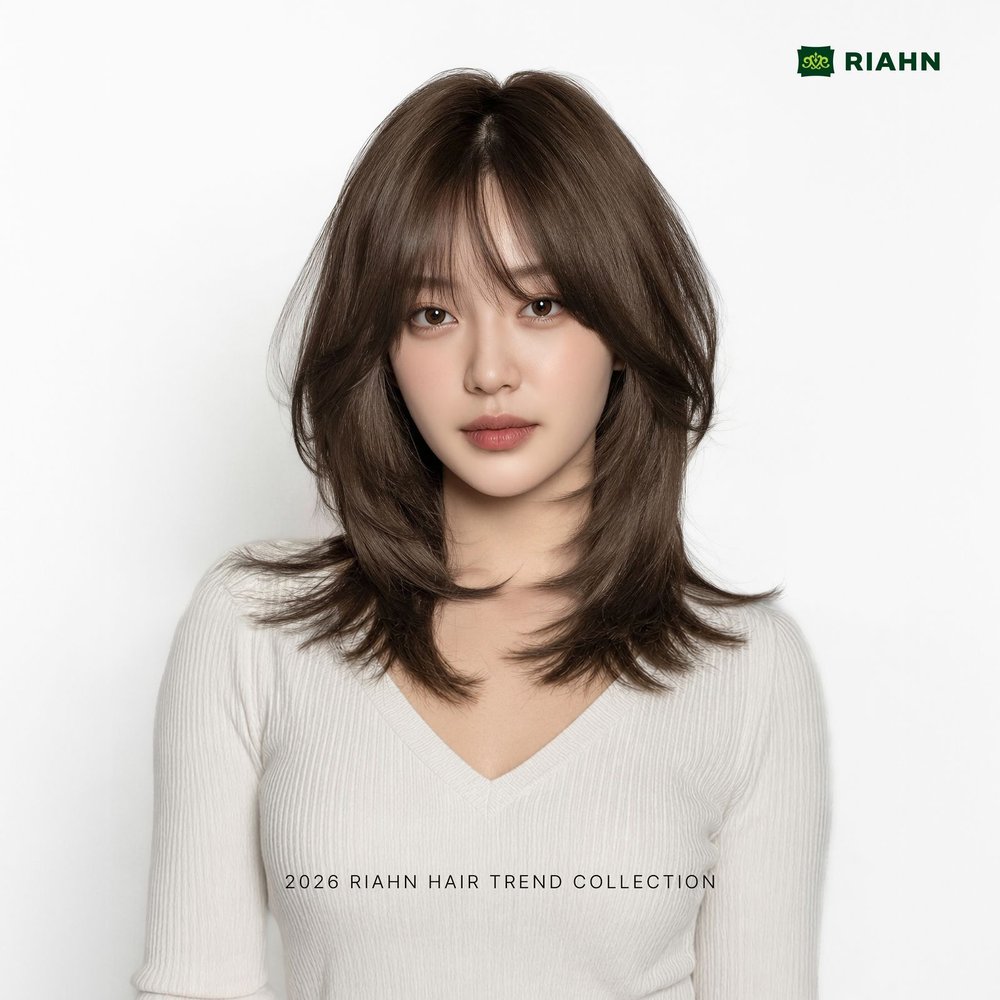 Layered cut style (Cut) at RIAHN Hair Cheongju Jiwell City, Bokdae-dong, Cheongju